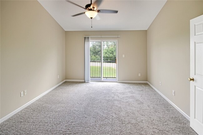 Building Photo - 139 Stonewall Creek Dr