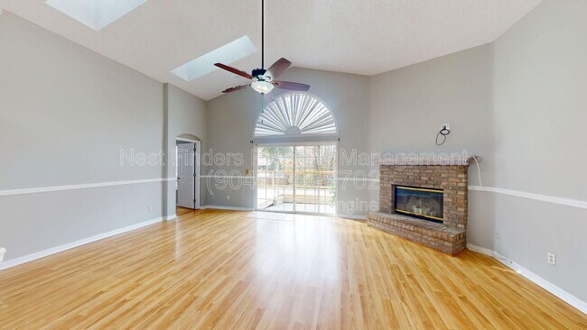 Building Photo - 1738 Chandelier Cir E