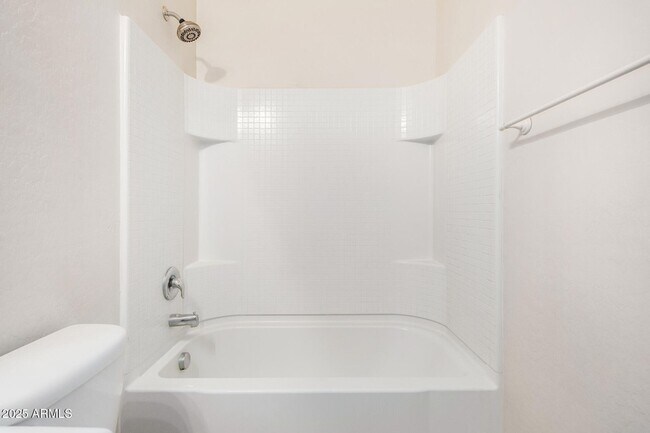 Building Photo - 4880 S 246th Ln