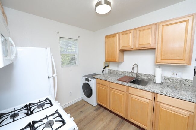 Building Photo - 3131 63rd St