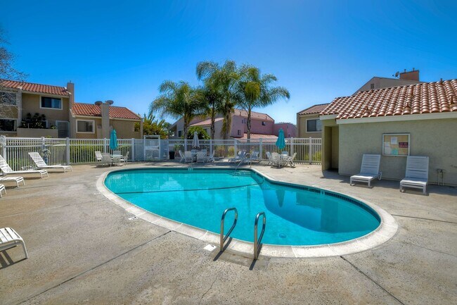 Building Photo - 1951 Swallow Ln