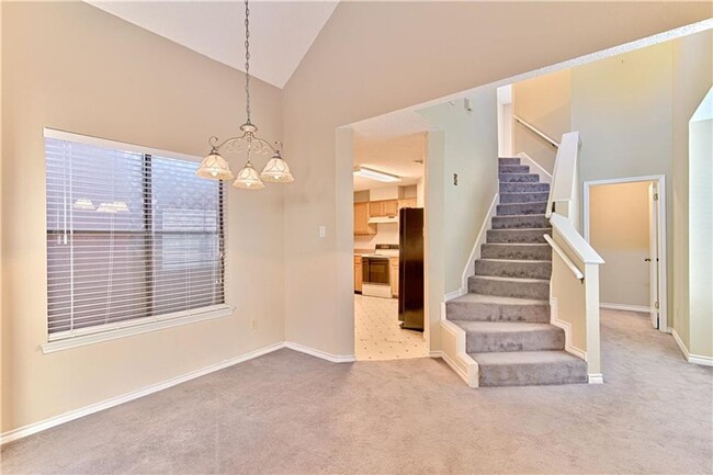 Building Photo - 6708 Windrift Way