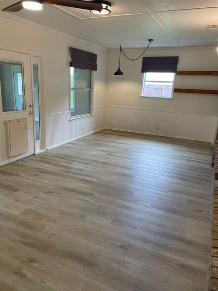 Bonus Room 1 - 220 Northcross Rd