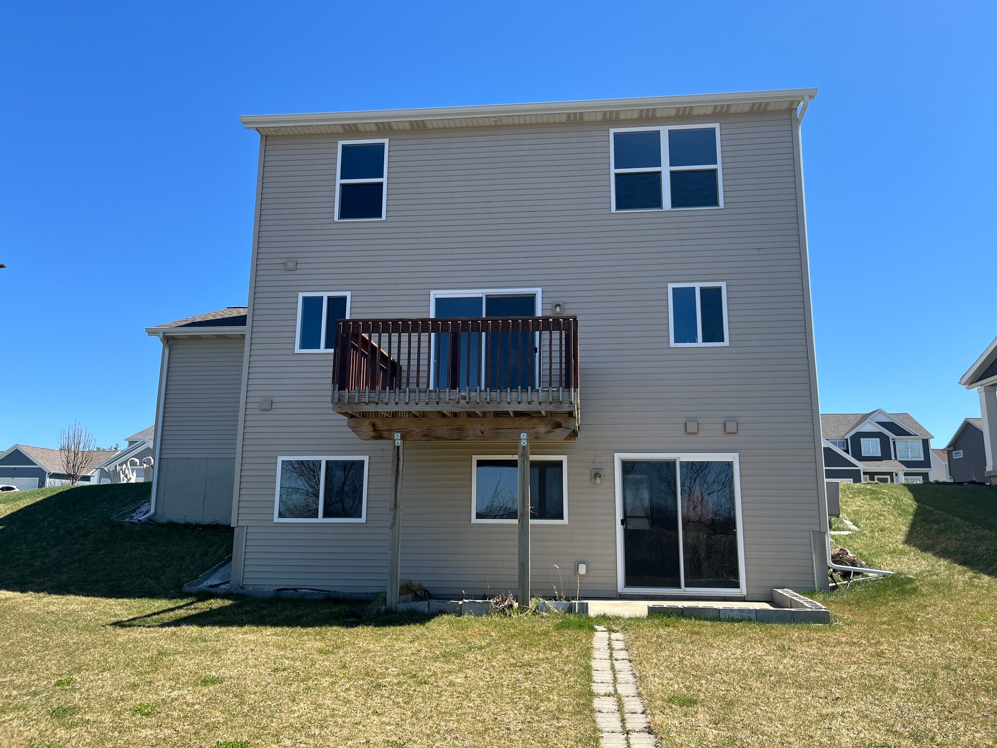 Building Photo - 3865 Elm Ridge Dr