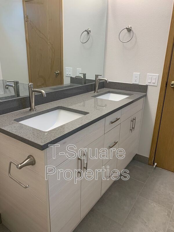 Building Photo - 14616 57th Dr SE