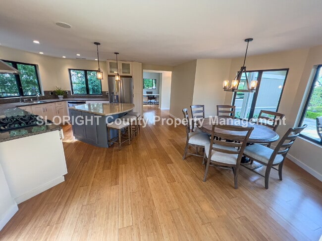 Building Photo - AVAILABLE NOW - Beautiful 2 Bed, 2 Bath Pismo Beach Home