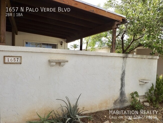 Building Photo - 1657 N Palo Verde Blvd