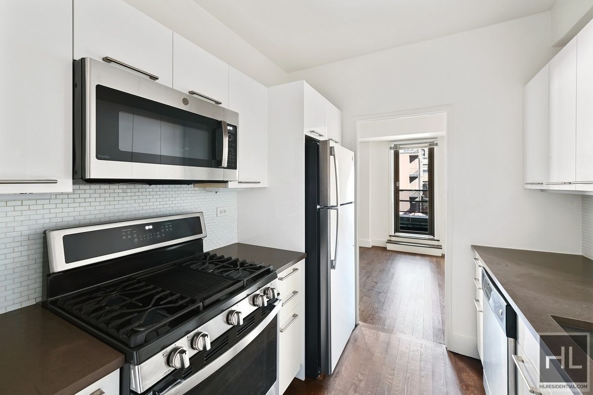 Building Photo - EAST 63 STREET