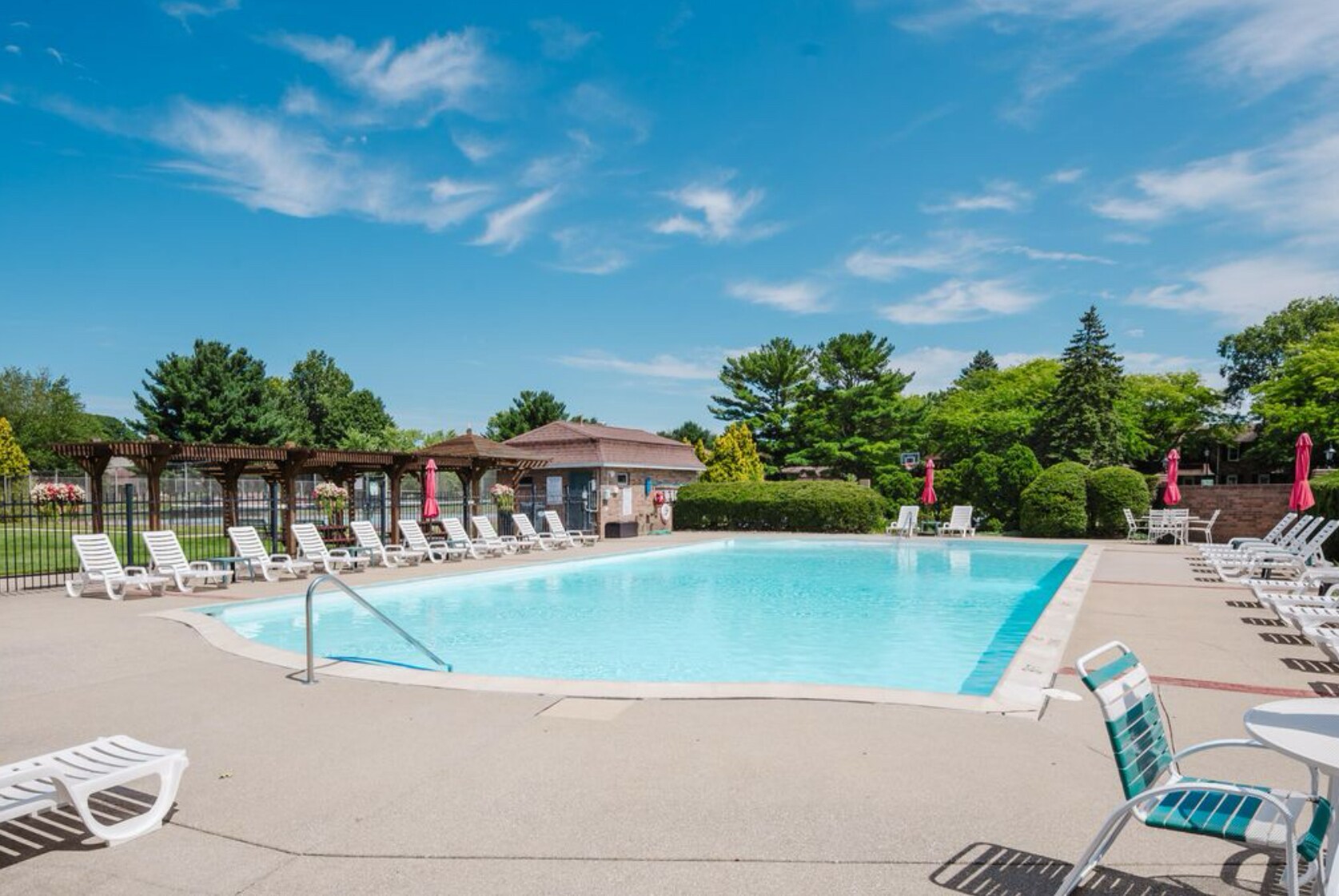 Community pool - 2511 Dover Ln