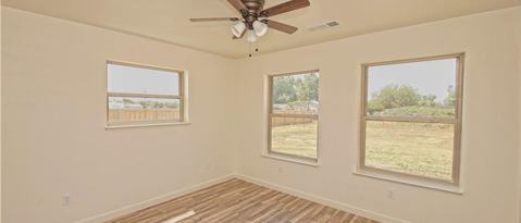 Building Photo - 8435 Buena Vista Ave
