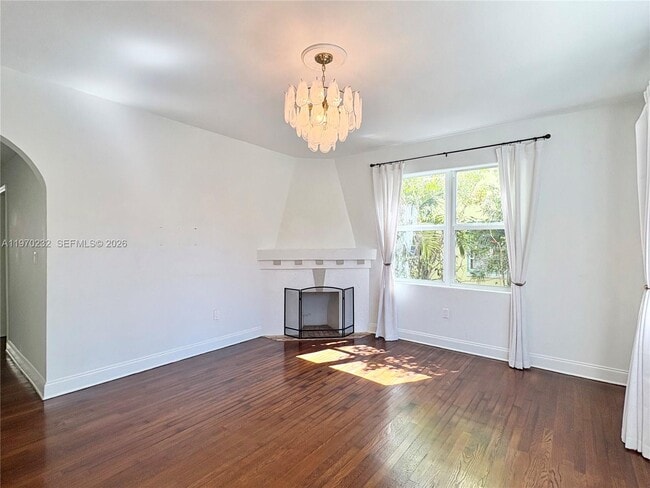 Building Photo - 1027 Euclid Ave