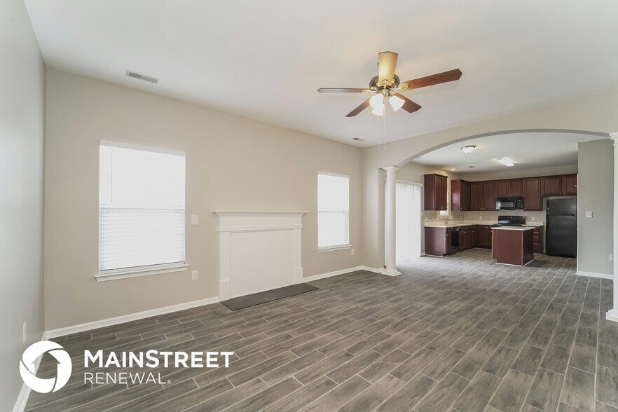 Building Photo - 6638 Pattonsburg Dr