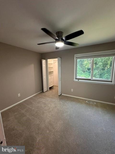 Building Photo - 602 Valley Dr