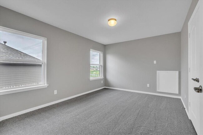 Building Photo - 306 Merlot Dr