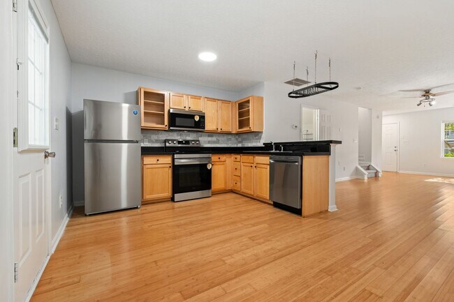 Building Photo - 3406 Tarleton W