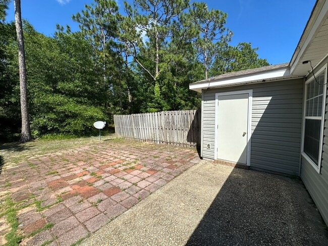 Building Photo - 2 bedroom 2 bath cottage home for rent in Hampton Lakes!