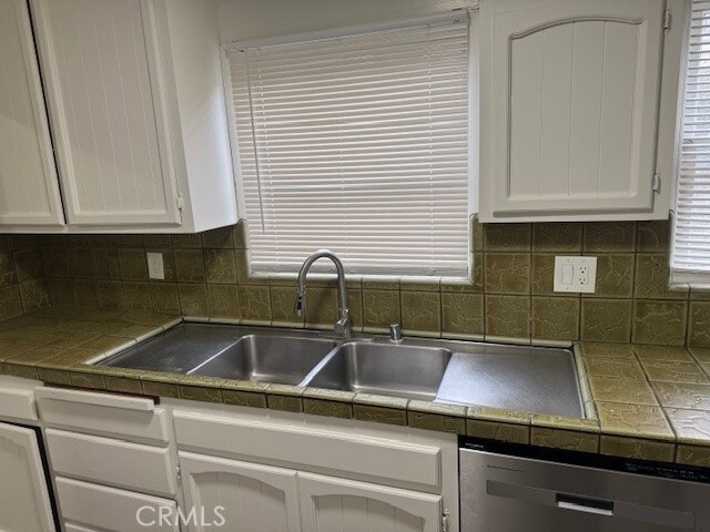 Building Photo - 1835 E 1st St