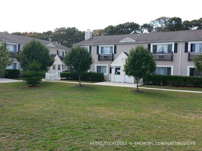 Building Photo - 100 New Rd