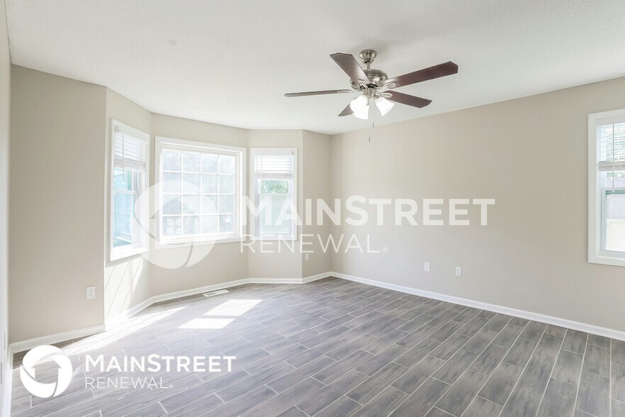 Building Photo - 214 S Red Oak Way