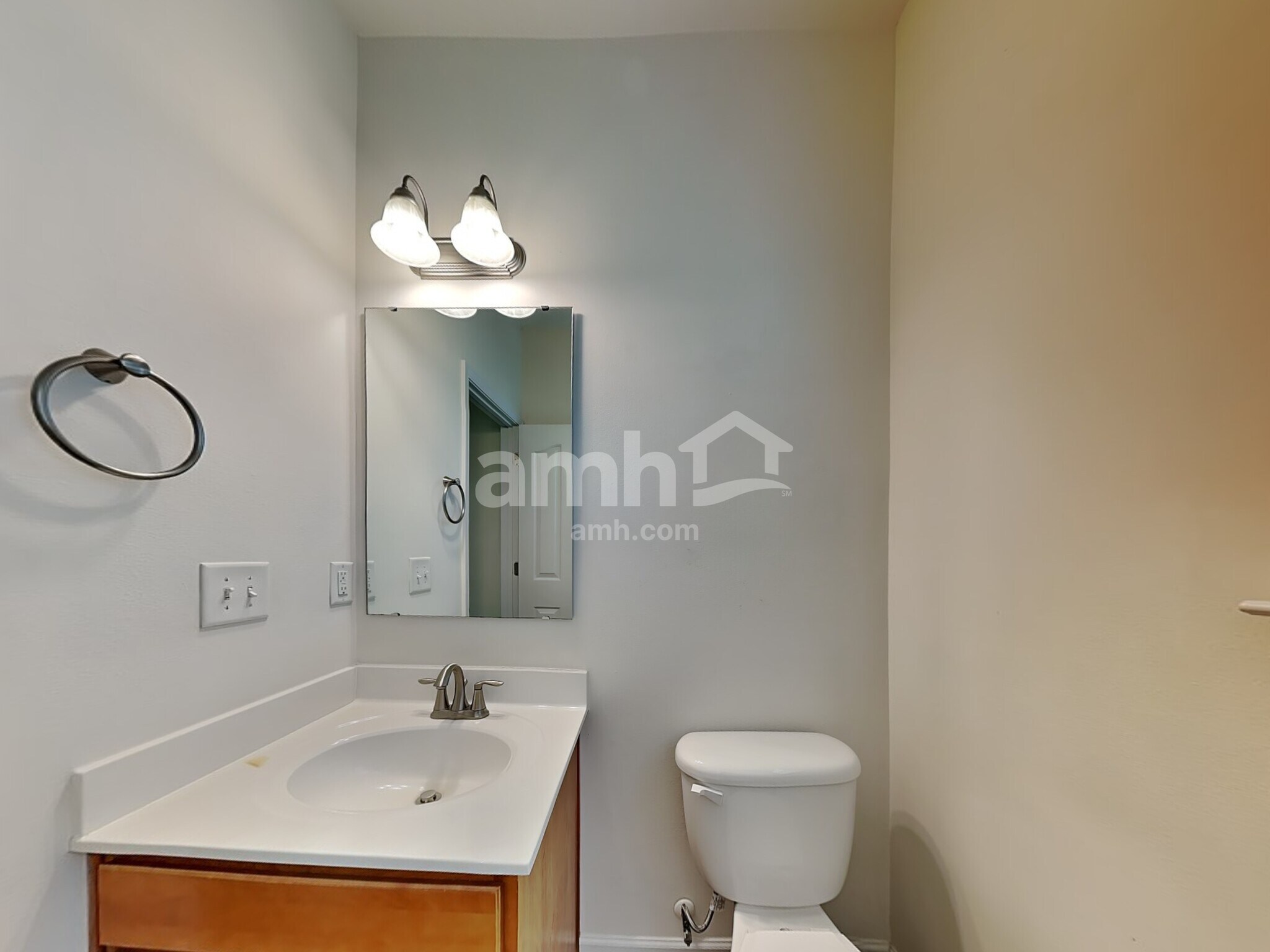 Building Photo - 1416 Paulonia Way
