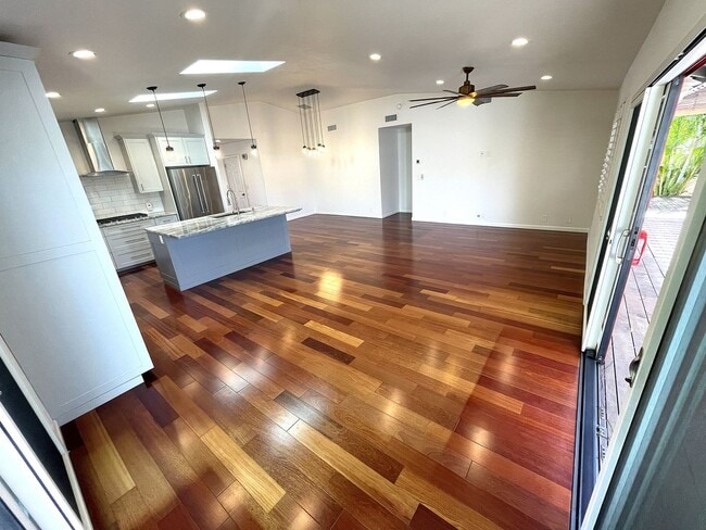 Building Photo - Central Kihei - Pi?ilani Villages 3 Bed 2 Bath Unfurnished Home with High end Finishes & Family-F...