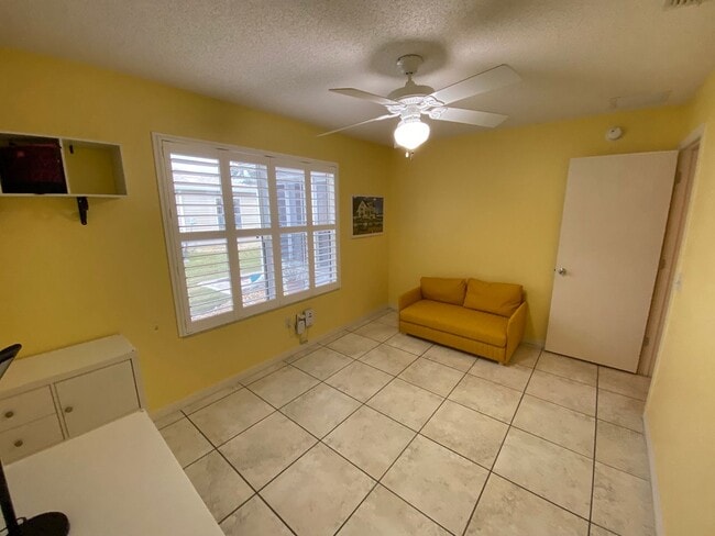 Building Photo - SEASONAL RENTAL or ANNUAL LEASE in The Village of Duval 2 Beds, 2 Bath + den home, Pets OK.