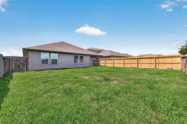 Building Photo - 8043 Black Forest Ln