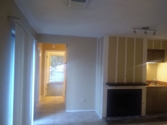 Building Photo - 7734 Bles Ave