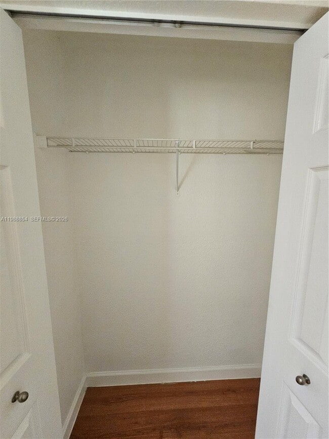 Building Photo - 4279 Greenbriar Ln