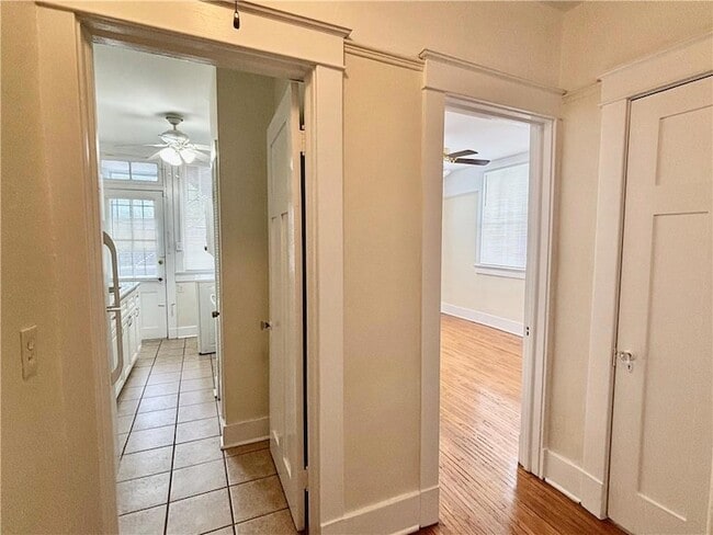 Building Photo - 7726 S Claiborne Ave