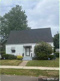 Building Photo - 151 Warner St