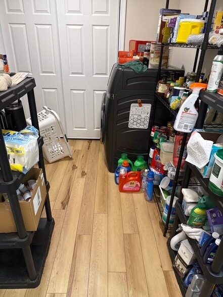 Building Photo - 4810 Meadowlark Dr