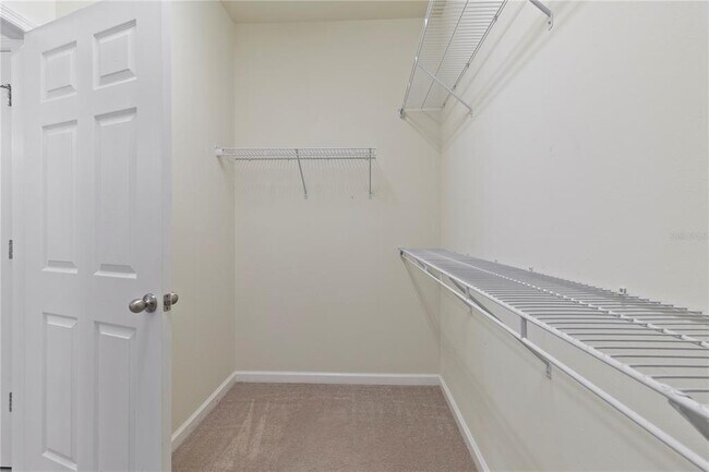 Building Photo - 1530 Hyssop Loop