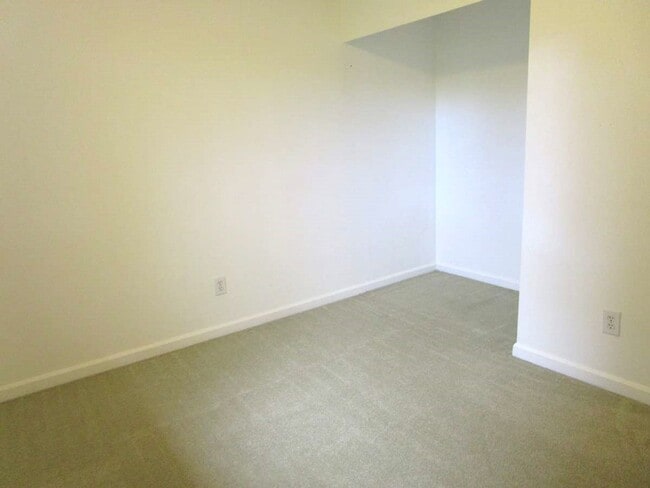 Building Photo - Lovely 3 Bedroom 1 Bath Home in Gig Harbor