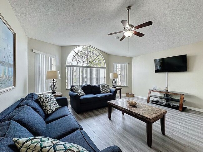 Building Photo - Condo at Villas at Island Club, Kissimmee