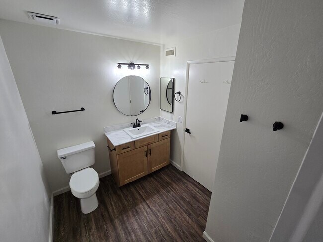 Building Photo - M&J Properties 161