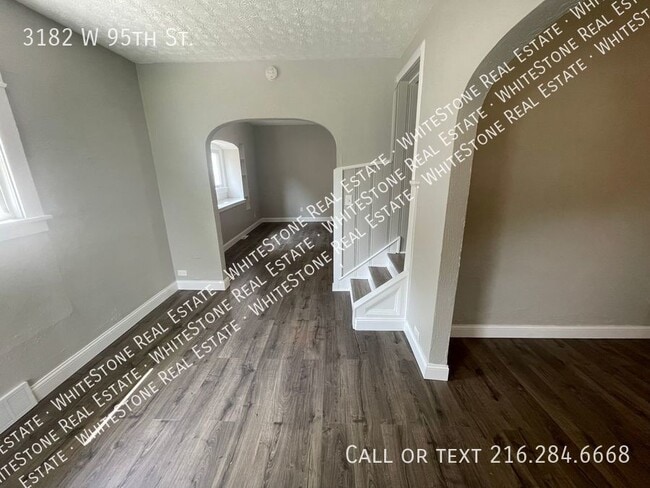 Building Photo - 3182 W 95th St