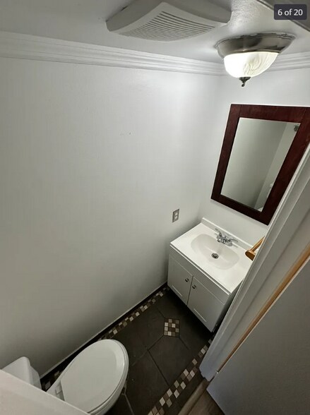Building Photo - 1512 Skirmish Run Dr