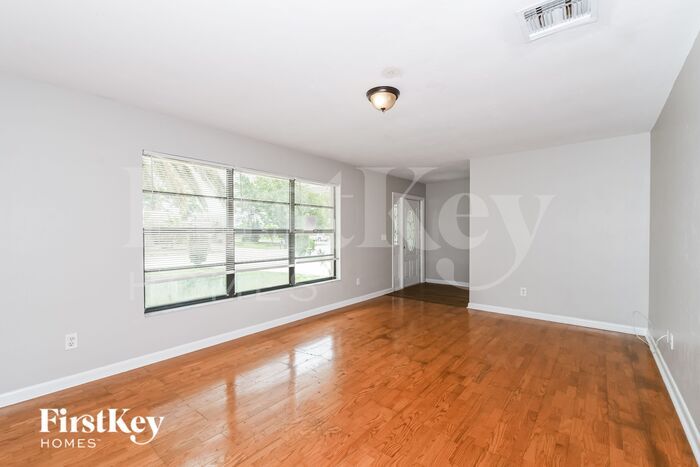Building Photo - 282 Ground Dove Cir