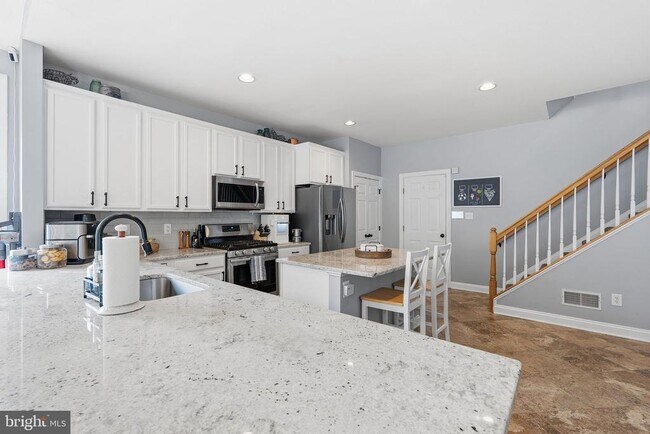 Building Photo - 43333 Wintersrun Ct