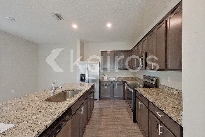 Building Photo - 30161 Fedora Cir