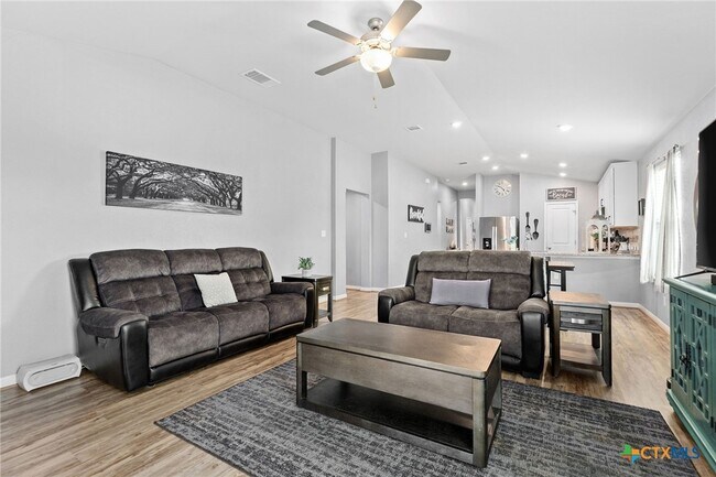 Building Photo - 6045 Teodoro Bend