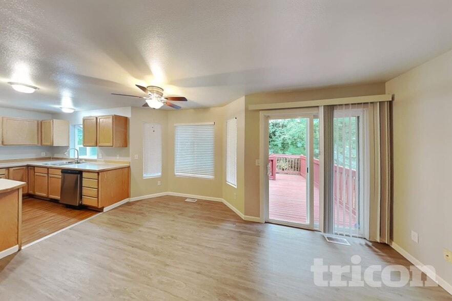 Building Photo - 6295 Grandridge Dr SE