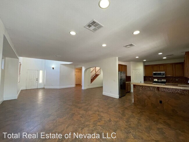 Building Photo - 4 br, 2.5 bath House - 10511 Bella Camrosa