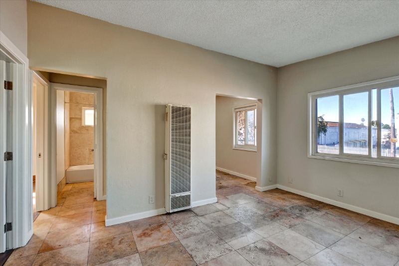 Building Photo - 8508 Avalon Blvd