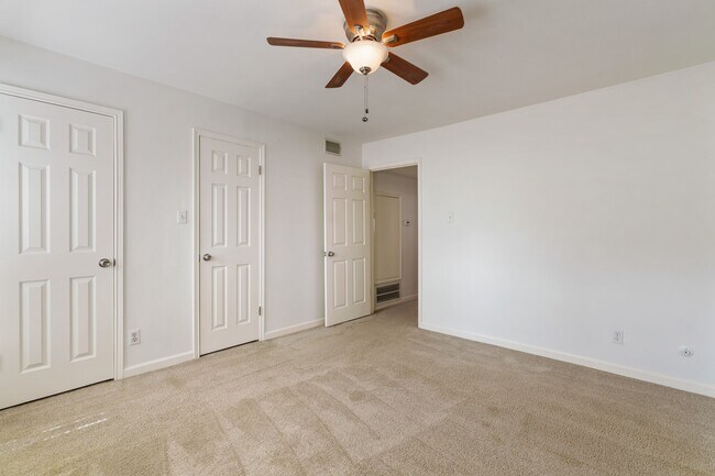 Building Photo - 13228 Trail Hollow Dr