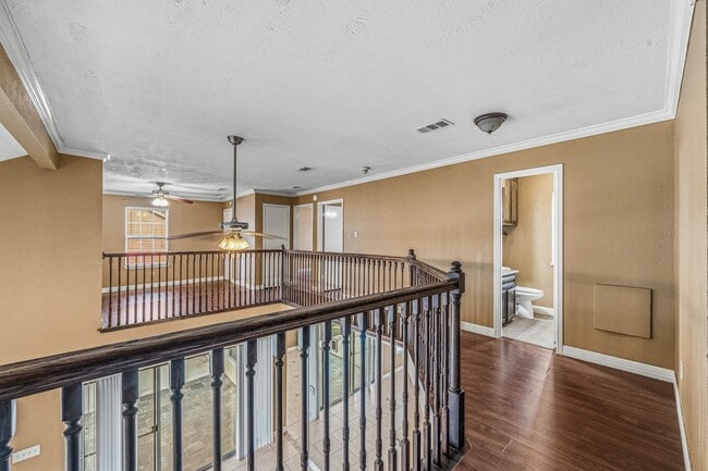Building Photo - 11510 Pagoda Dr