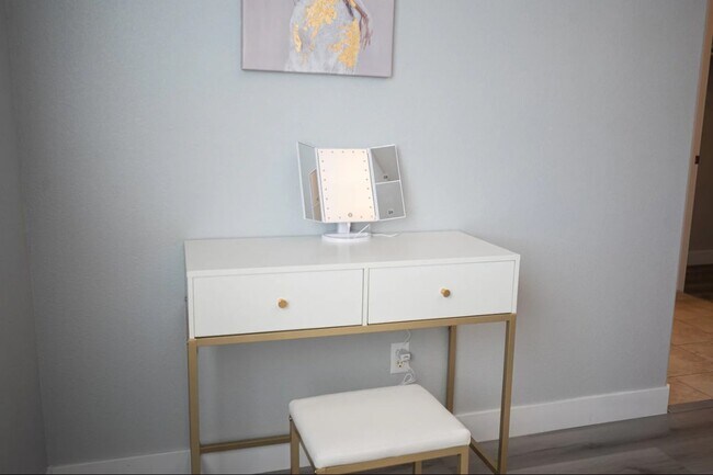 Building Photo - 8322 Montgomery St