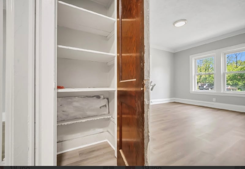 Building Photo - 3690 E 139th St