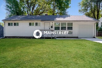 Building Photo - 3 Bedroom Pet-Friendly Home in Grandview, MO with Main Street Renewal